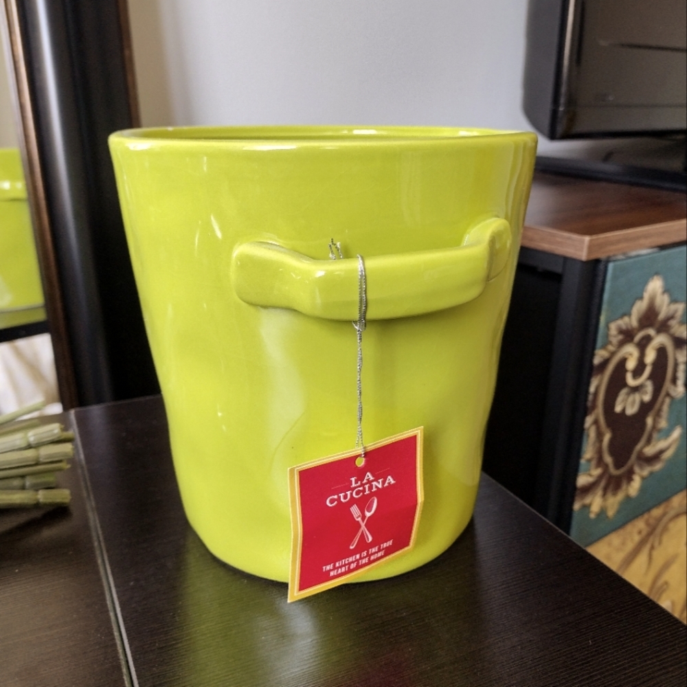 Ceramic Container